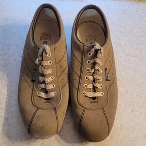 STRIKER Bowling Shoes Mens 10M Tan Leather Look Retro Alleycore Y2K Hipster